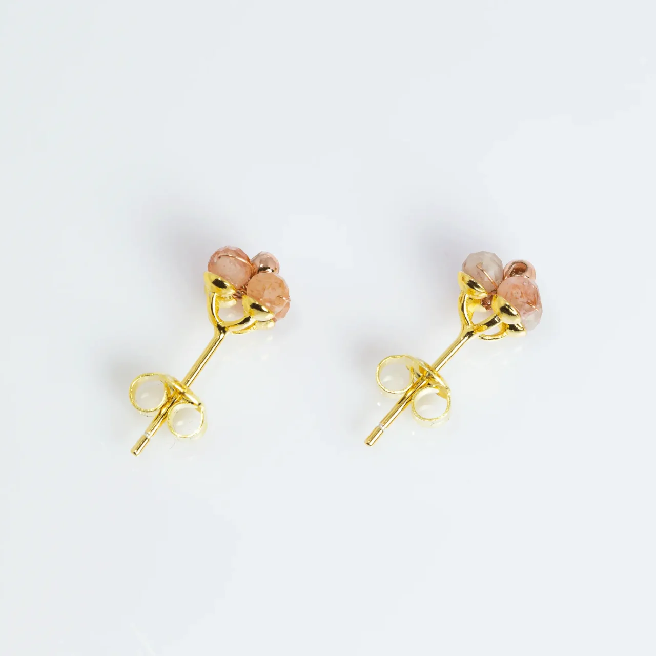 Stylish Golden sunstone flower stud earrings with rose gold accents, gemstones